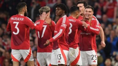 مانشستر يونايتد يتعادل وديًا مع فيورنتينا.. وأولد ترافورد يكرم دي خيا – كل الكورة