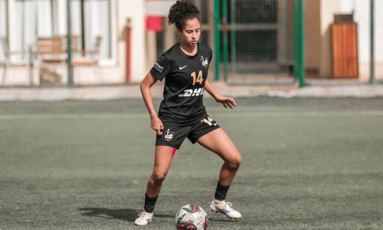 مايا إيهاب لاعبة مسار