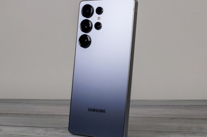 مبيعات Samsung Galaxy S25 Ultra تتفوق على Xiaomi 15 Ultra حسب تقرير جديد