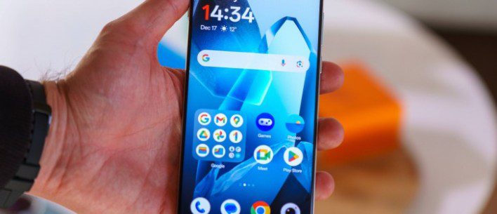 هاتف OnePlus 15 قادم بلون أسود فائق العمق