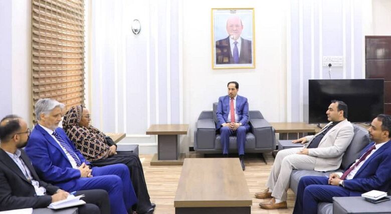 وزير الشباب والرياضة يشيد بجهود صندوق الأمم المتحدة للسكان