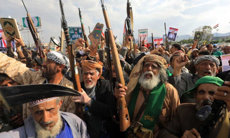 إعادة انتشار وحركة نشطة للطيران.. روسيا تستعيد نفوذها في الساحل السوري