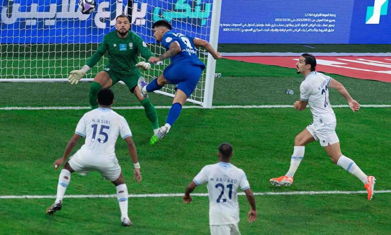 4 مستفيدين من ورطة النصر والاتحاد الكبرى