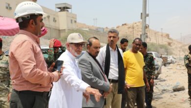 اخبار-حضرموت-|-محافظ-#حضرموت-يطلع-على-مستوى-تنفيذ-الأعمال-الإنشائية-لجسر-المنورة-ضمن-#مشروع-خور-المكلا-المرحلة-الثانية