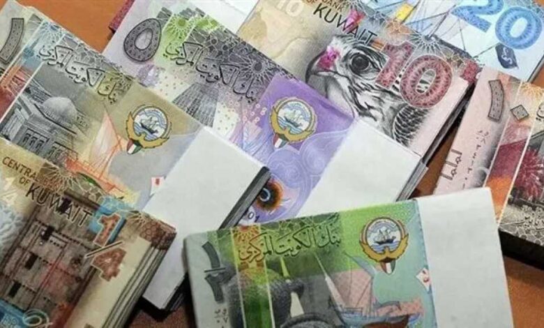 تحركات-مفاجئة.-أسعار-الدينار-الكويتي-مقابل-الدولار-الأمريكي-بداية-تعاملات-اليوم-الإثنين-1-–-9-2025