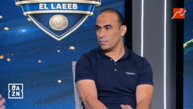 "أنا اغيب اغيب وارجع بهيبتي".. سيد عبد الحفيظ يواصل السخرية من الزمالك! فيديو