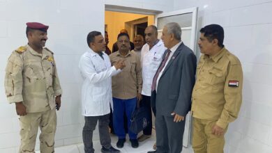 اخبار-حضرموت-|-فريق-التوجيه-والرقابة-الرئاسي-يزور-مستشفى-24-أبريل-العسكري-بالمكلا