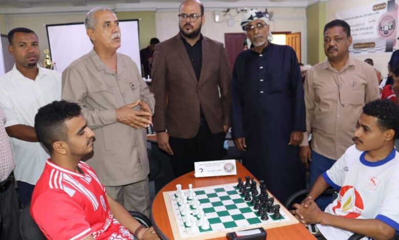 اخبار-حضرموت-|-فريق-التوجيه-والرقابة-الرئاسي-يدشّن-بطولة-الشطرنج-الفرقية-لأندية-ساحل-حضرموت-بالمكلا