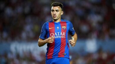 الاستقلال الإيراني يتعاقد مع مهاجم برشلونة السابق