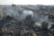 696 يوما من العدوان الإسرائيلى على غزة.. مصر تدفع بـ 2700 طن مساعدات إنسانية إلى القطاع.. ارتفاع ضحايا التجويع في القطاع لـ 348 شهيدا بينهم 127 طفلا.. والاحتلال يواصل نسف منازل المدنيين واستهداف المستشفيات