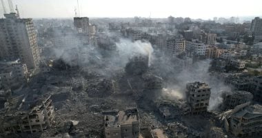 696 يوما من العدوان الإسرائيلى على غزة.. مصر تدفع بـ 2700 طن مساعدات إنسانية إلى القطاع.. ارتفاع ضحايا التجويع في القطاع لـ 348 شهيدا بينهم 127 طفلا.. والاحتلال يواصل نسف منازل المدنيين واستهداف المستشفيات