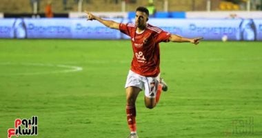 تريزيجيه يتقدم للأهلي من رأسية رائعة في شباك إنبي.. صور