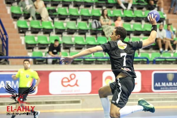 الأهلي يكتسح العبور ويواصل انتصاراته في دوري المحترفين لكرة اليد