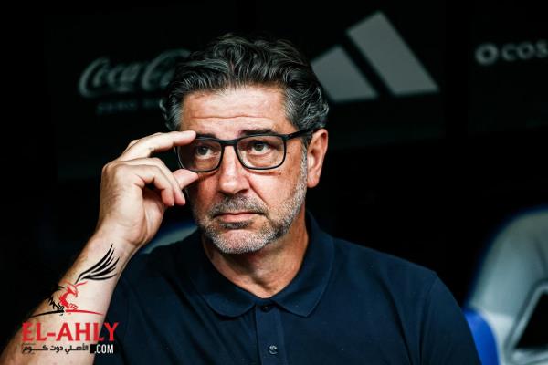 تقارير: فيتوريا من أبرز المرشحين لتدريب الأهلي