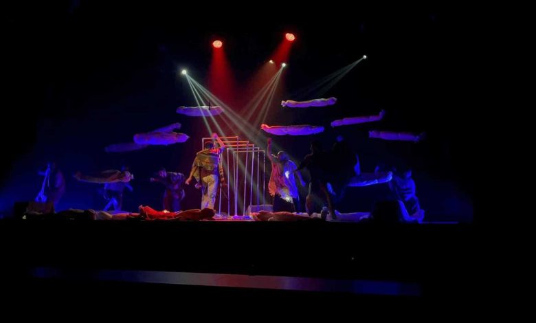 دببة تستولي على محطة قطبية سوفيتية (فيديو)