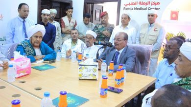 اخبار-حضرموت-|-الوكيل-التميمي-والعلامة-الحبيب-عمر-بن-حفيظ-يفتتحان-مشروع-مركز-الرملة-الطبي-بتريم،-ويدشنان-القافلة-الطبية-المصاحبة-للافتتاح