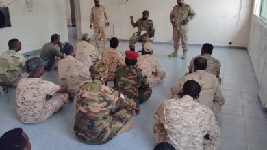 اخبار-حضرموت-|-التوجية-المعنوي-بخفر-السواحل-بـ-#حضرموت-يرسّخ-قيم-الأنضباط-#العسكري-بمحاضرة-توعوية-لمنتسبي-موقع-بقشان-بقطاع-الشحر