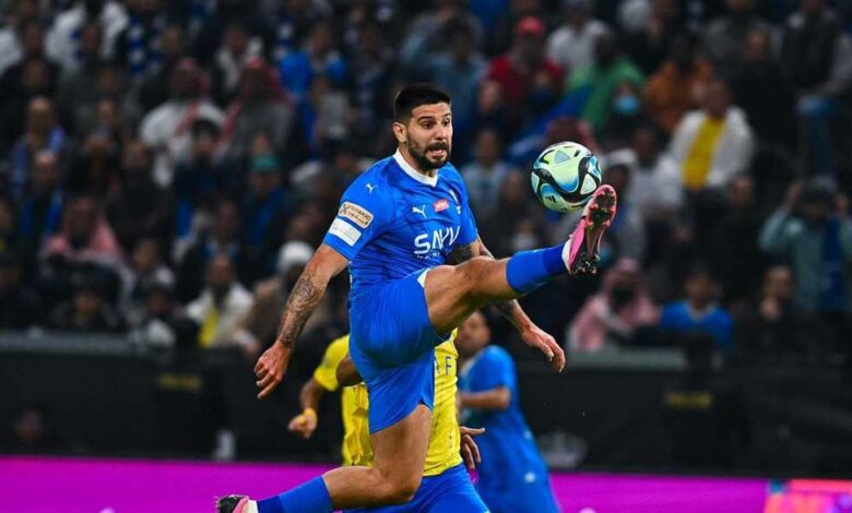 تقرير سعودي: الهلال يخطر ميتروفيتش بموافقته على انتقاله إلى الريان