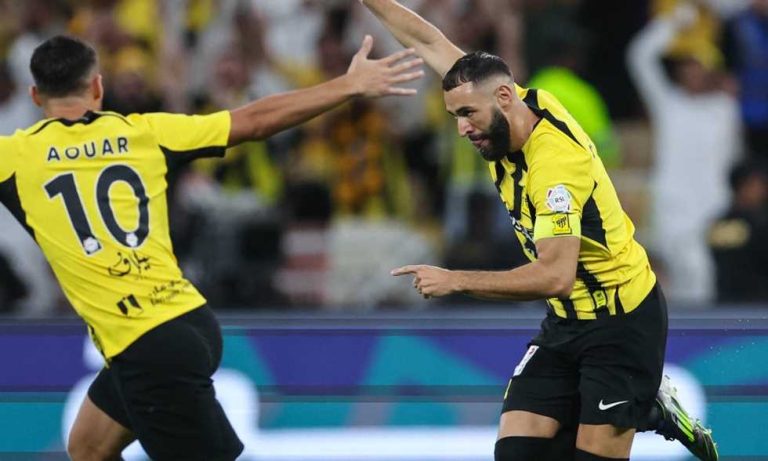 الرياضية: بنزيمة يحصل على الضوء الأخضر لقيادة اتحاد جدة أمام النصر