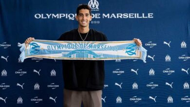 نايف أكرد يصل فرنسا لإتمام انتقاله إلى مارسيليا