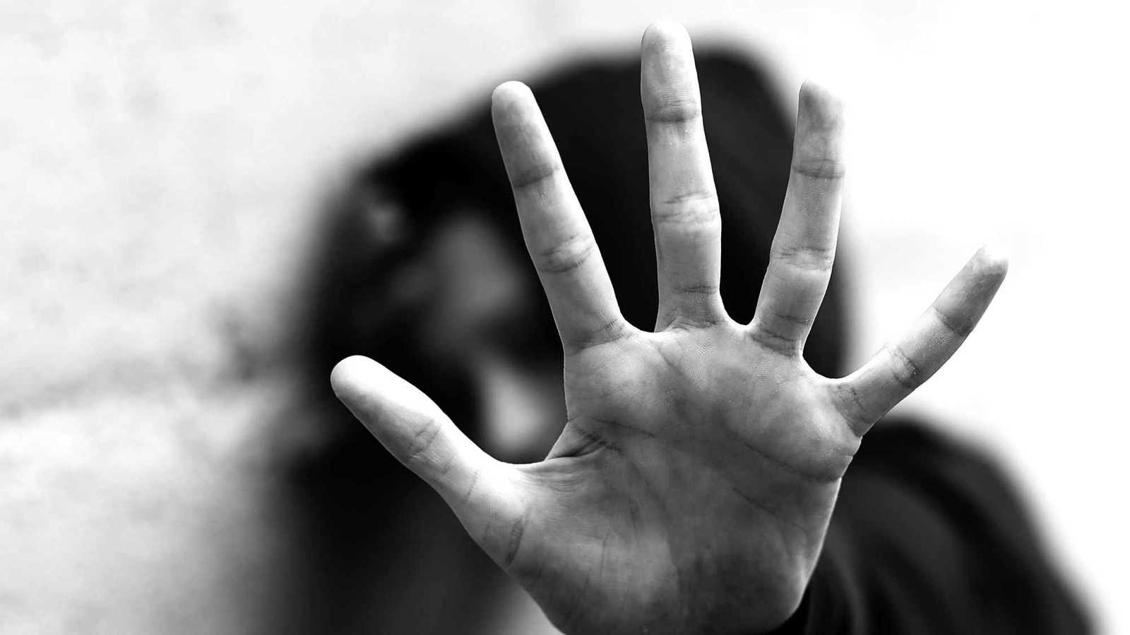 أعاد ذكرى أحمد عامر.. المغني أسامة الساهر يدخل في غيبوبة