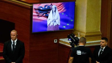 بأول ظهور ملكي لهما.. توتر بين كيت وميغان يرعب الأمير هاري