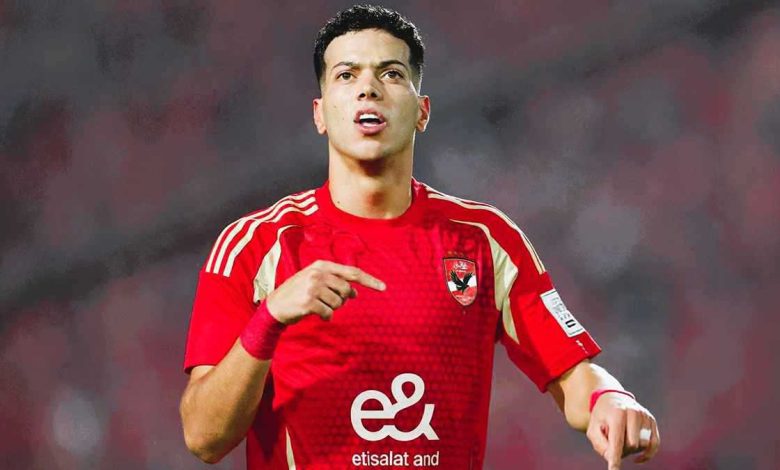 يوسف بلايلي ينفجر غضبا على مدرب الترجي ويعترض على استبداله (فيديو وصور)