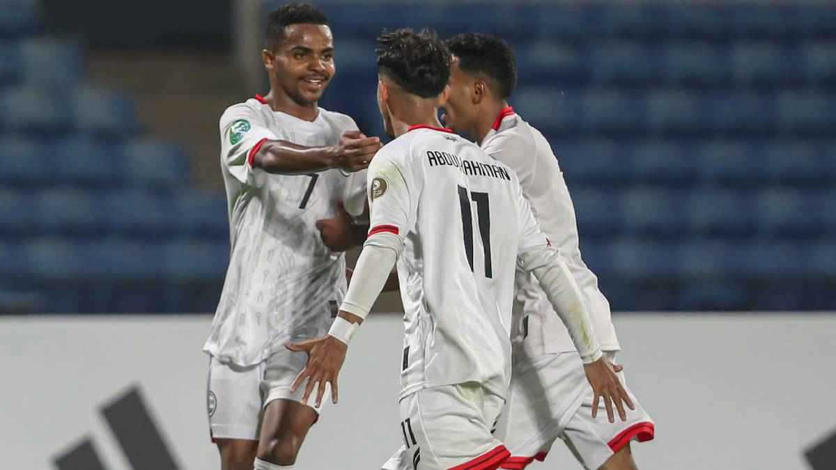 الزمالك يبدأ مشوار الدوري المصري بالفوز على سيراميكا كليوباترا (فيديو)