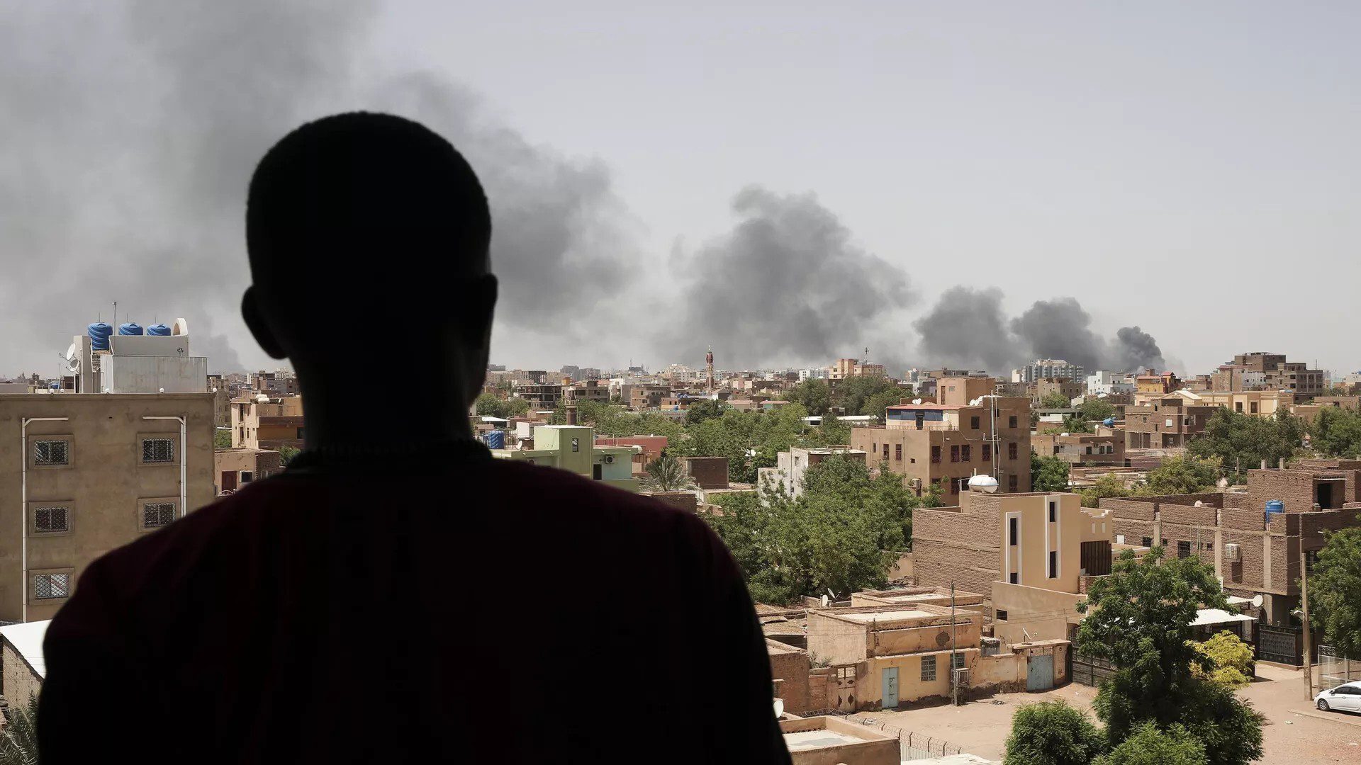 الولايات المتحدة وثلاث دول عربية تدعو إلى هدنة إنسانية في السودان تمهيدا لوقف إطلاق نار دائم