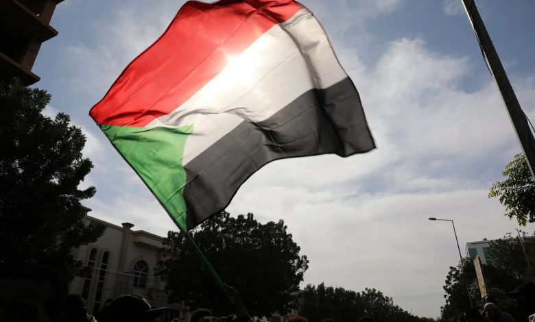 الحكومة السودانية ترفض مقترح هدنة أمريكي عربي وتتمسك بالمشاركة في عملية الانتقال السياسي
