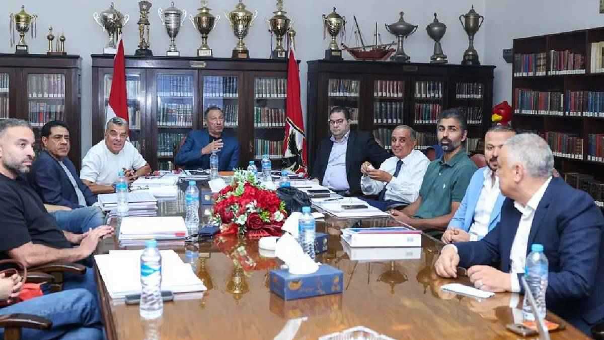 منته ومقلب.. تعليق ناري حول انضمام علي البليهي إلى الاتحاد السعودي