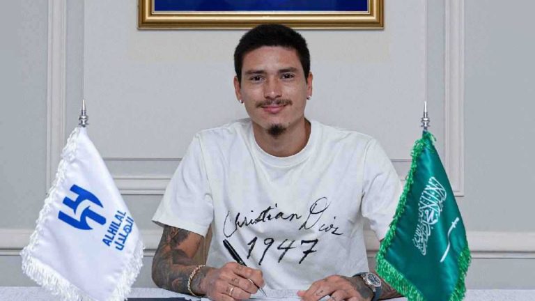 لفرض الانضباط وعدم الاحتكاك.. جون إدوارد يتخذ قراراً مهماً في الزمالك