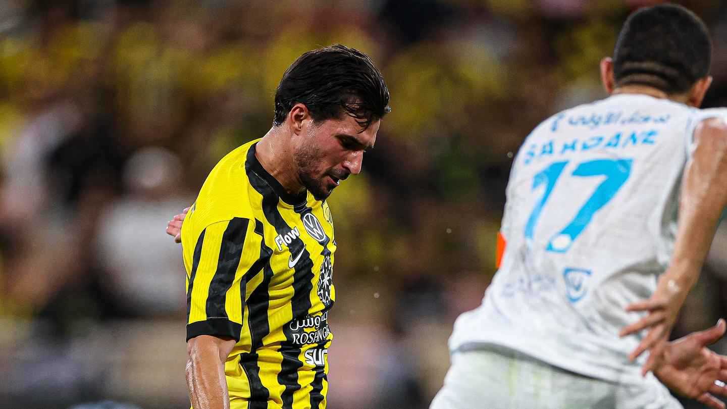 3 إشارات مهمة.. هل يعود إمام عاشور لنادي الزمالك؟