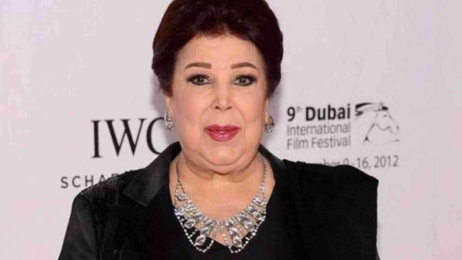 محمد منير ومحمد صبحي يغادران المستشفى بعد تحسّن (صور)