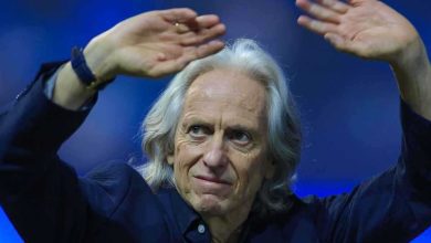 فرنسا تعتقل 100 مشجع إيطالي