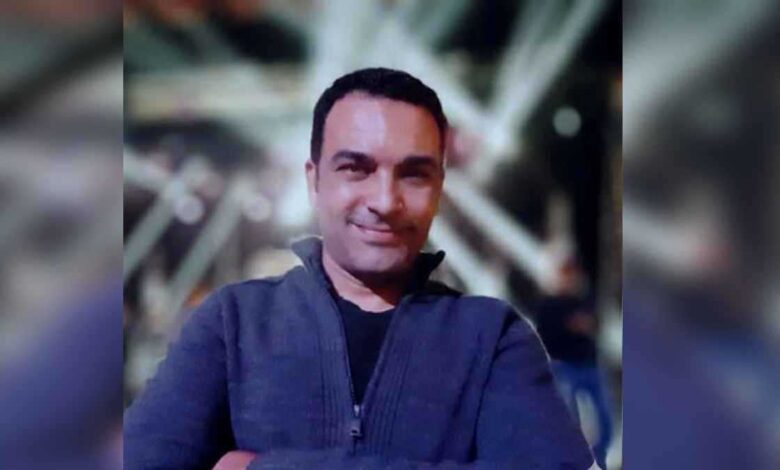 ملاك.. حسناء عراقية من بغداد تبيع دوار الشمس بالزي الكردي (فيديو)