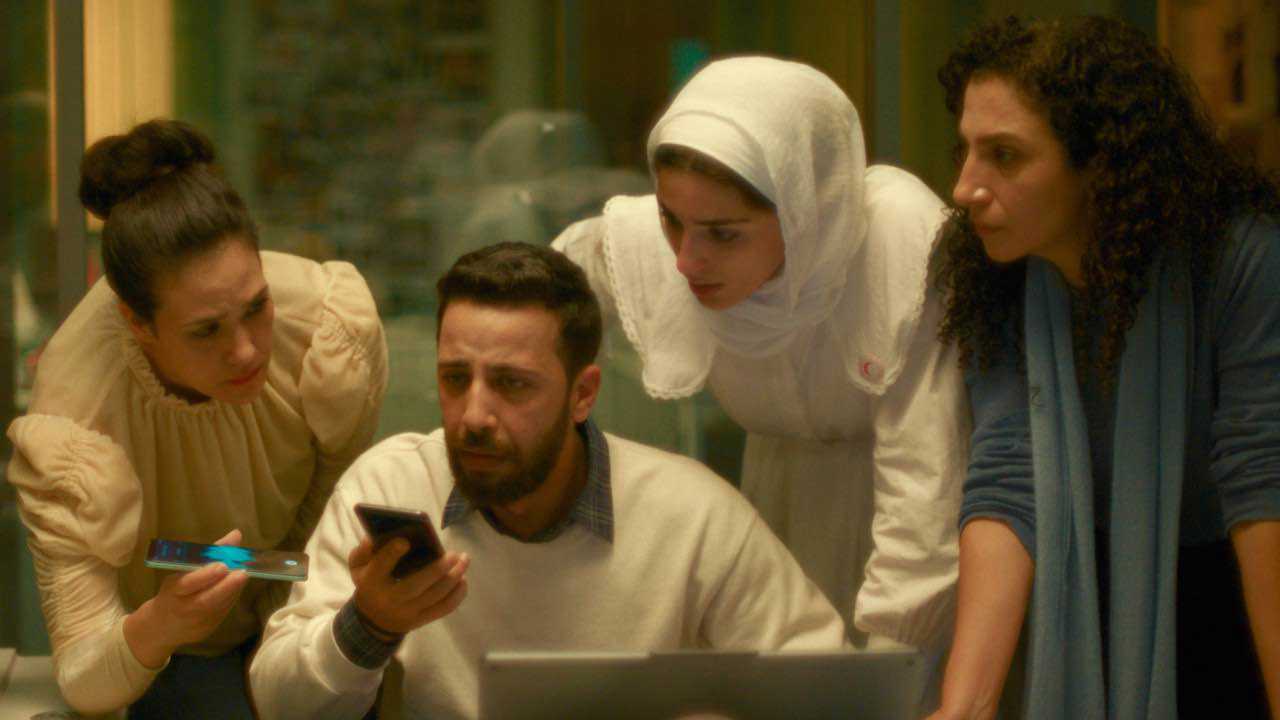 تايلور سويفت تُشعل حماسة جمهورها بألبوم جديد