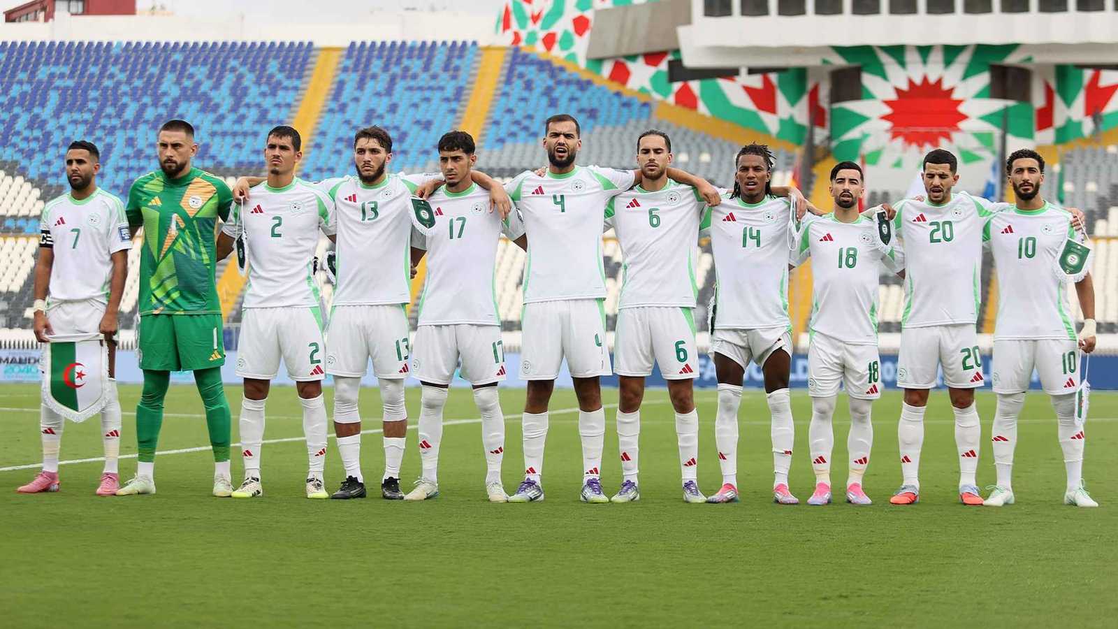 رسمياً.. محمد صلاح يحصد جائزة أفضل لاعب في إنجلترا