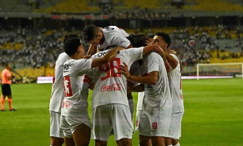 محمد صلاح يستحق الكرة الذهبية.. كاسيميرو يمنح