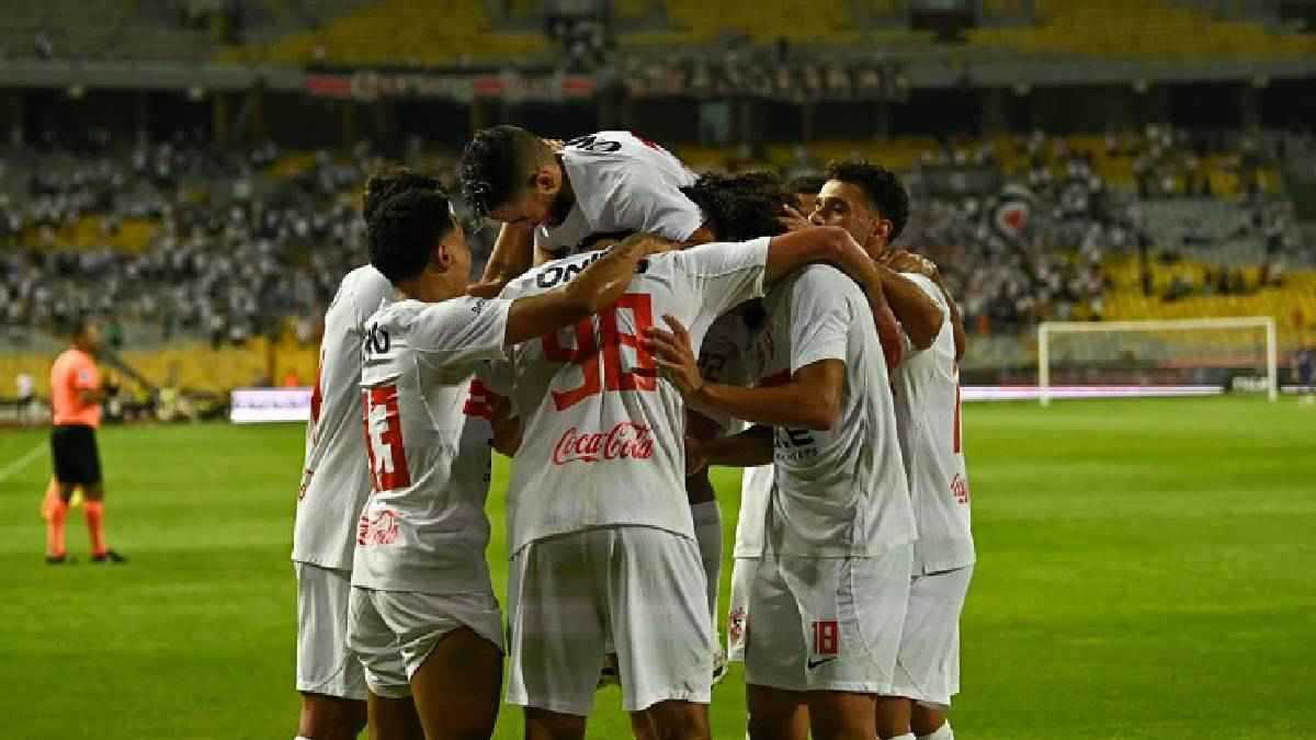 محمد صلاح يستحق الكرة الذهبية.. كاسيميرو يمنح