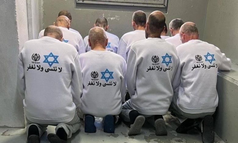 إسرائيل تفرج عن 13 معتقلا من قطاع غزة