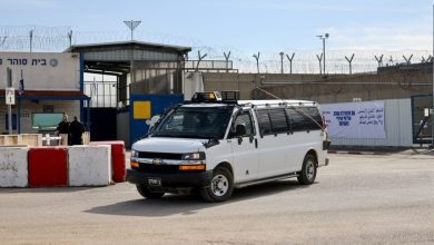 الاحتلال يفرج عن 16 اسيرا من قطاع غزة