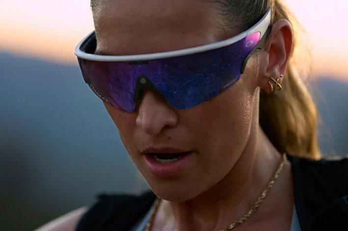 أوكلي تكشف عن نظارة Meta Vanguard بدقة تصوير 3K ومكبرات صوت محسّنة ومعيار مقاومة IP67