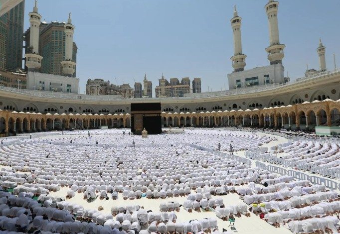 أكثر من 53 مليون قاصد للحرمين الشريفين خلال ربيع الأول 1447هـ