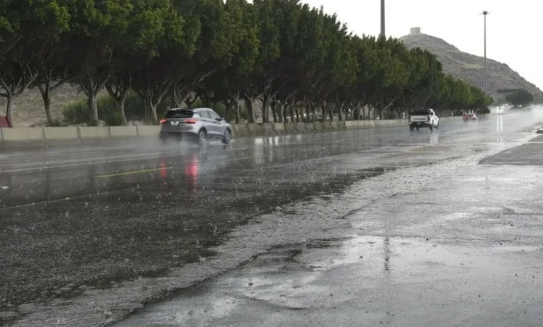 طقس اليوم.. أمطار ورياح نشطة على 8 مناطق