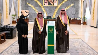 محافظ الطائف يكرّم أسرة جسدت أسمى معاني الإيثار بتبرعها بالأعضاء
