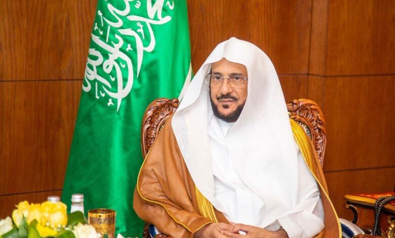 وزير الشؤون الإسلامية يوجّه بإقامة صلاة الخسوف في مساجد المملكة مساء الأحد