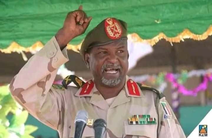 أسرة ضابط سوداني تندد باستمرار اعتقاله رغم تدهور صحته