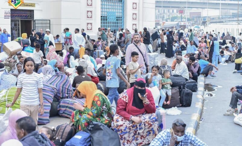 قتل ونهب وأمراض.. سكان الخرطوم أمام مأزق العودة