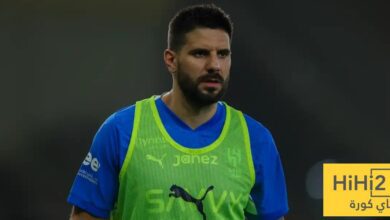 الهلال يترقب.. هل يغامر المنتخب الصربي بميتروفيتش؟